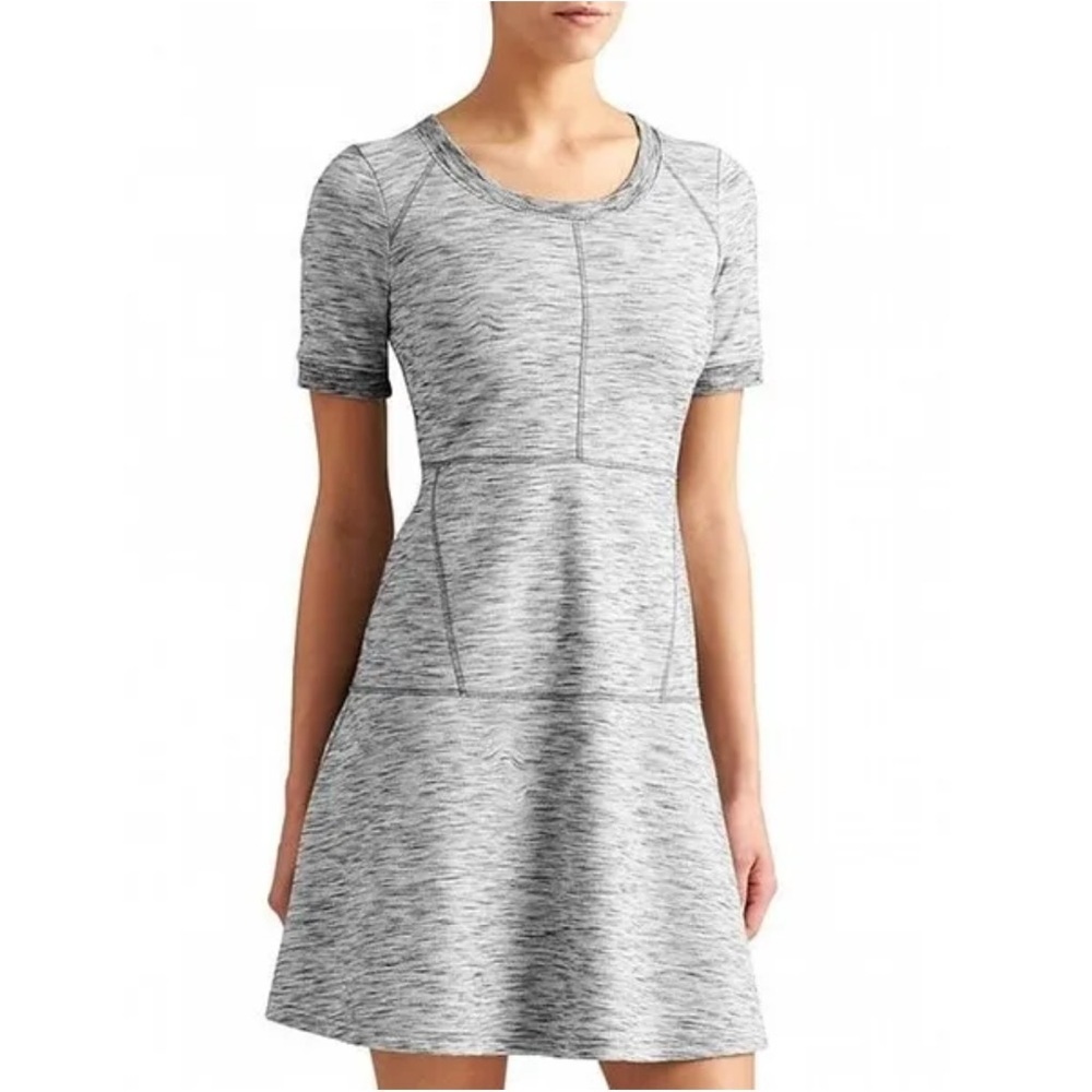 Athleta Textured En Route Gray Heather Short Sleeve Fit & Flare Dress EUC Sz XL